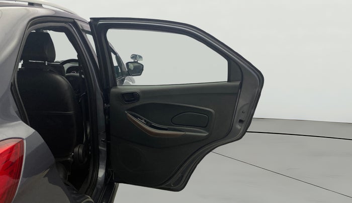 2020 Ford FREESTYLE TITANIUM 1.5 DIESEL, Diesel, Manual, 1,01,152 km, RHS Rear Door