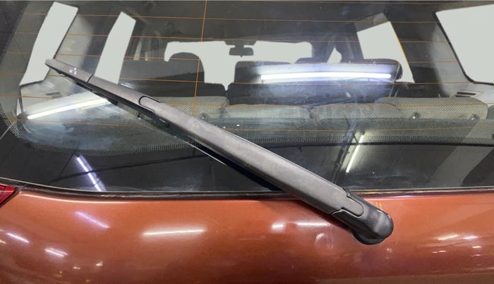 2018 Mahindra XUV500 W5, Diesel, Manual, 78,284 km, Rear Wiper