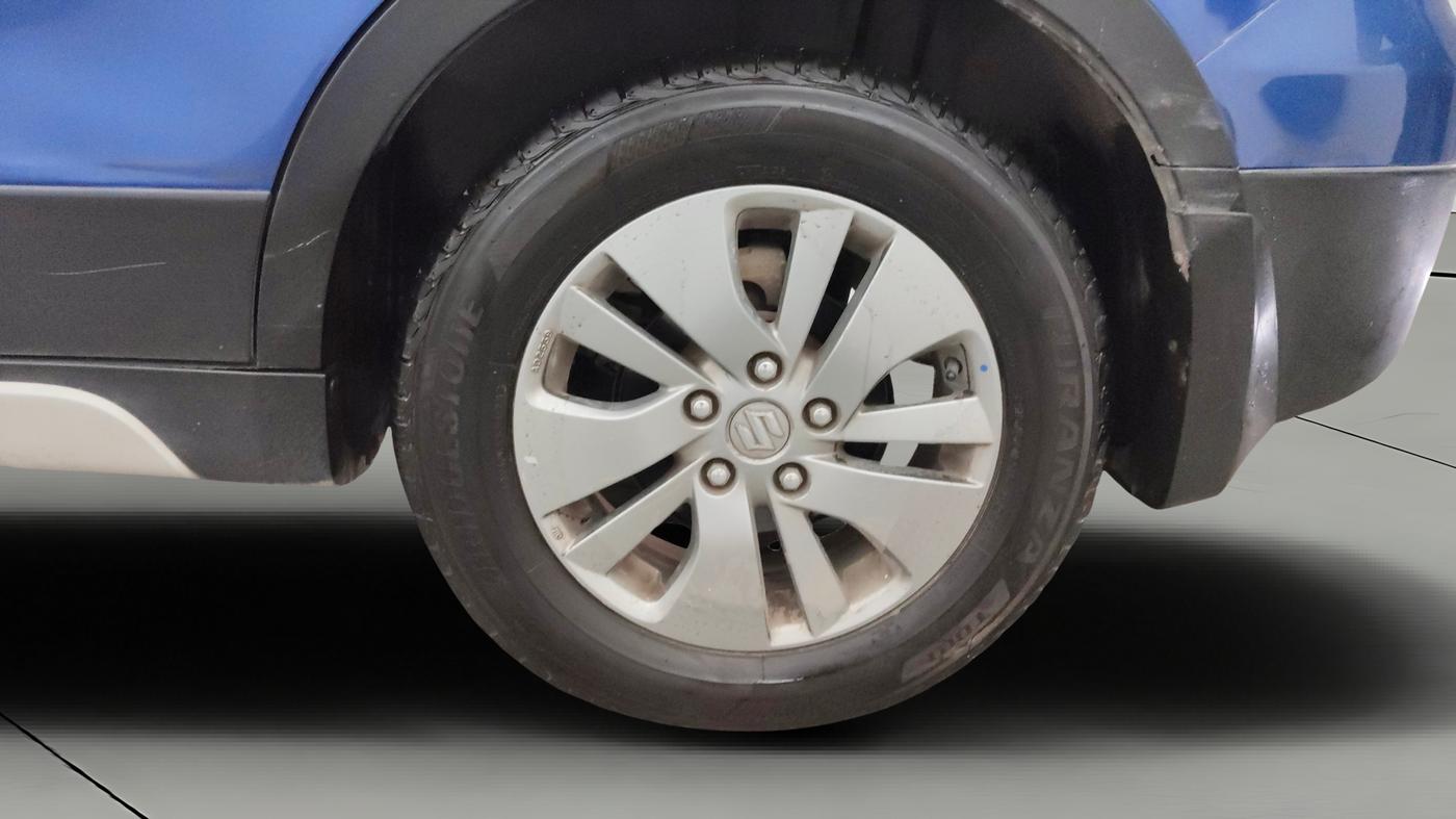 2016 Maruti S Cross ZETA 1.3, Diesel, Manual, 68,230 km, Left Rear Wheel