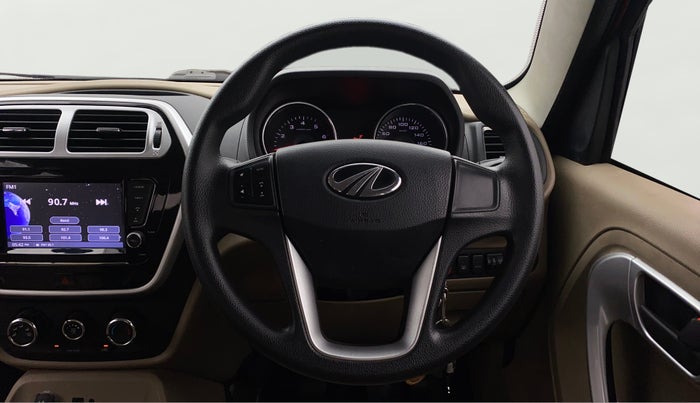 2017 Mahindra TUV300 T10, Diesel, Manual, 60,295 km, Steering Wheel Close Up