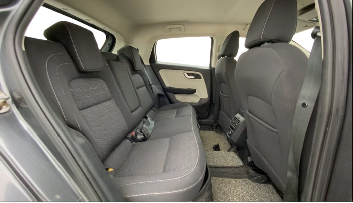 2022 Tata ALTROZ XZA, Petrol, Automatic, 27,042 km, Right Side Rear Door Cabin