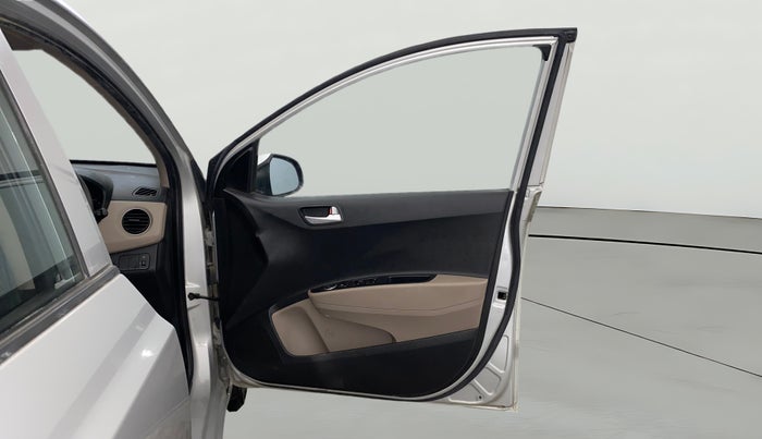 2016 Hyundai Grand i10 SPORTZ 1.2 KAPPA VTVT, Petrol, Manual, 85,455 km, RHS Front Door