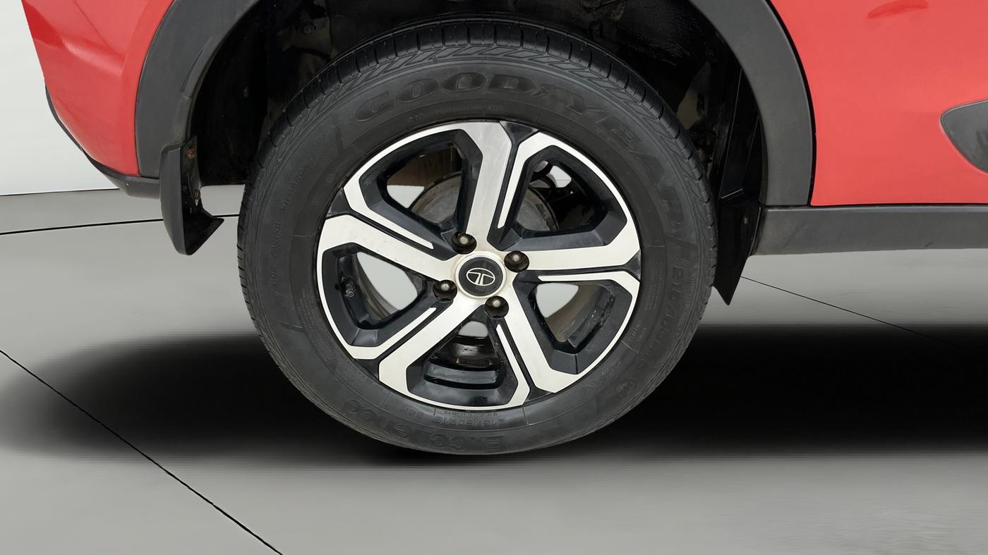 2022 Tata NEXON XZ PLUS PETROL, Petrol, Manual, 41,747 km, Right Rear Wheel