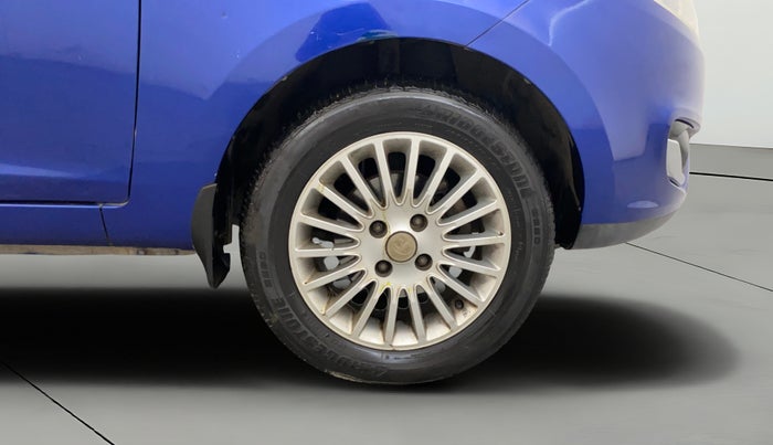 2014 Tata Zest XMS PETROL, Petrol, Manual, 61,924 km, Right Front Wheel