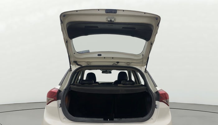 2015 Hyundai Elite i20 ASTA 1.2, Petrol, Manual, 54,374 km, Boot Door Open