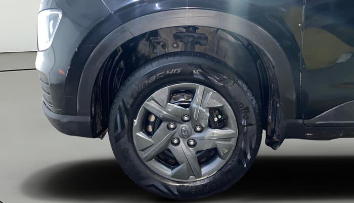 2023 Hyundai VENUE S(O) 1.2, Petrol, Manual, 17,272 km, Left Front Wheel