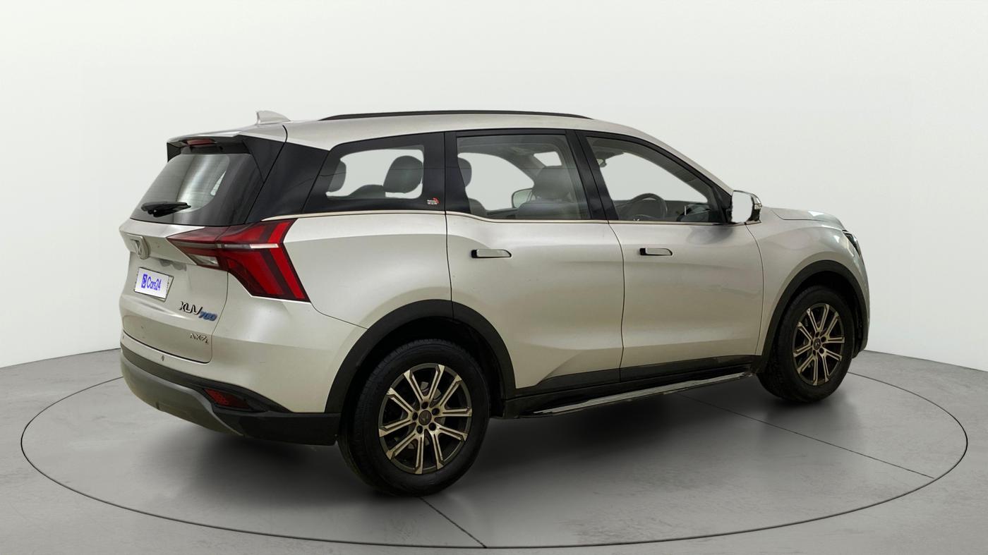 2021 Mahindra XUV700 AX 7 LUXURY P AT 7 STR, Petrol, Automatic, 47,374 km, Right Back Diagonal