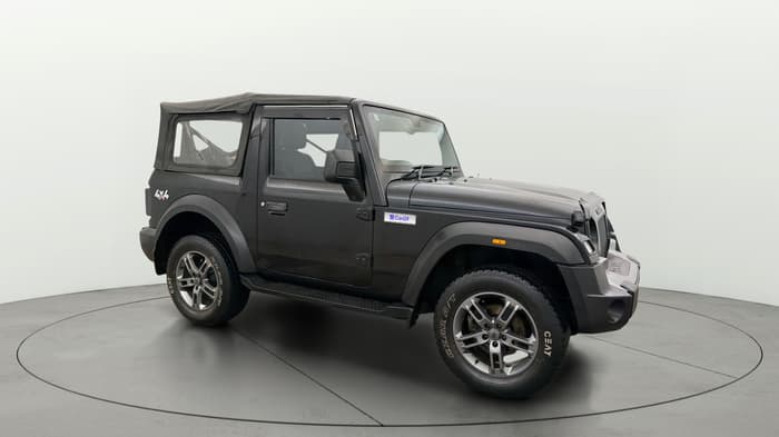 2021 Mahindra Thar LX  P 4WD AT CONVERTIBLE, Petrol, Automatic, 33,112 km, Right Front Diagonal