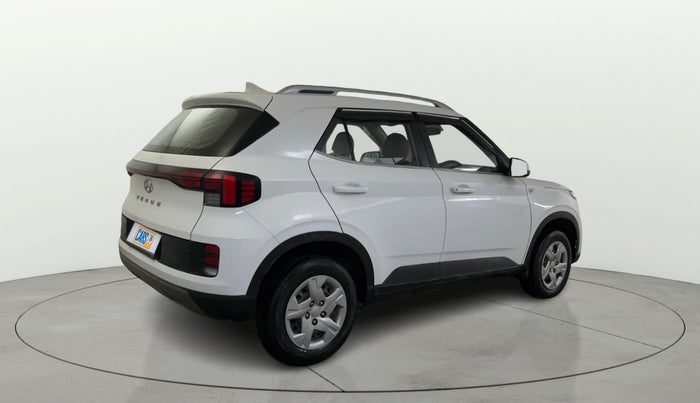 2022 Hyundai VENUE S 1.2, Petrol, Manual, 39,560 km, Right Back Diagonal