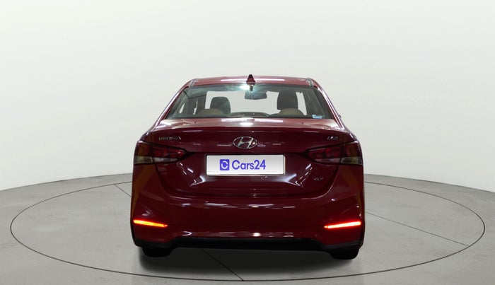 2018 Hyundai Verna 1.6 CRDI SX + AT, Diesel, Automatic, 95,998 km, Back/Rear