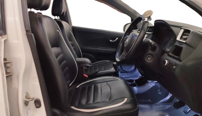 2017 Honda BR-V 1.5L I-VTEC S, CNG, Manual, 81,618 km, Right Side Front Door Cabin