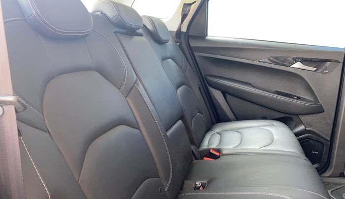 2019 MG HECTOR SHARP 2.0 DIESEL, Diesel, Manual, 56,612 km, Right Side Rear Door Cabin