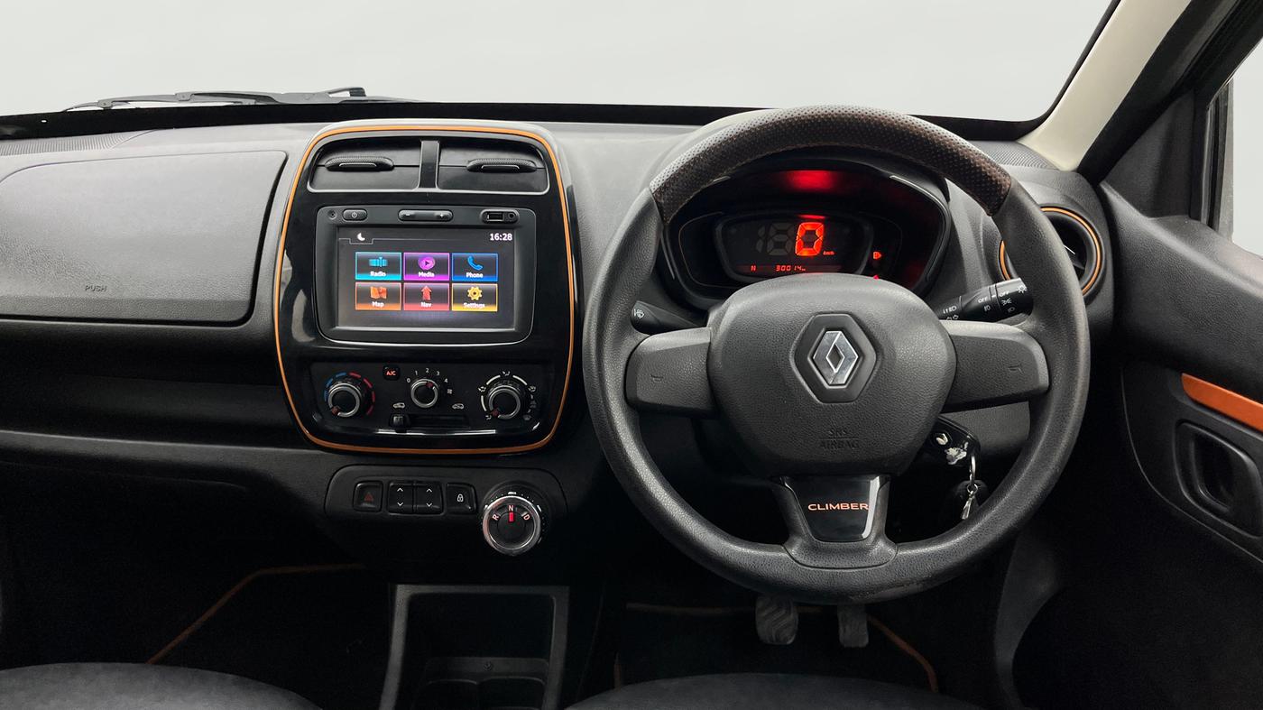 2017 Renault Kwid CLIMBER 1.0 AMT, Petrol, Automatic, 30,014 km, Steering Wheel Close Up