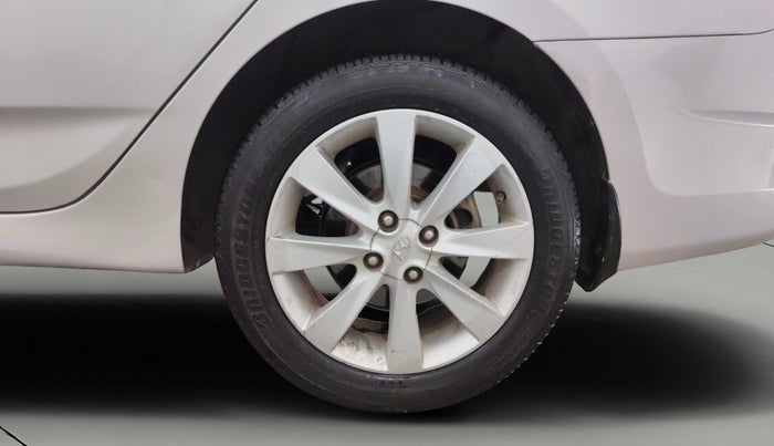 2013 Hyundai Verna FLUIDIC 1.6 VTVT SX, Petrol, Manual, 50,683 km, Left Rear Wheel