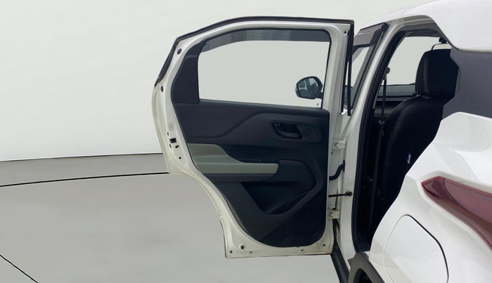 2023 Tata PUNCH ADVENTURE RHYTHM CNG, CNG, Manual, 28,607 km, LHS Rear Door