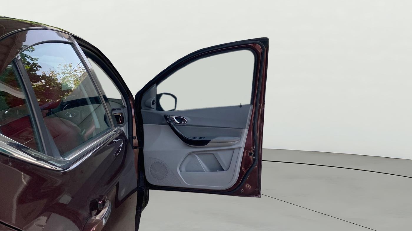 2020 Tata TIGOR XZA PLUS PETROL, Petrol, Automatic, 35,330 km, RHS Front Door