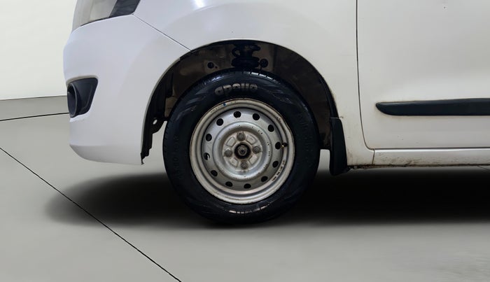 2016 Maruti Wagon R 1.0 LXI CNG, CNG, Manual, 67,609 km, Left Front Wheel