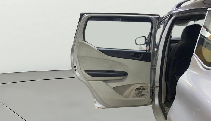 2022 Renault TRIBER RXT, Petrol, Manual, 48,965 km, LHS Rear Door