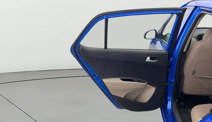 2017 Hyundai Grand i10 SPORTZ (O) AT 1.2 KAPPA VTVT, Petrol, Automatic, 80,082 km, LHS Rear Door