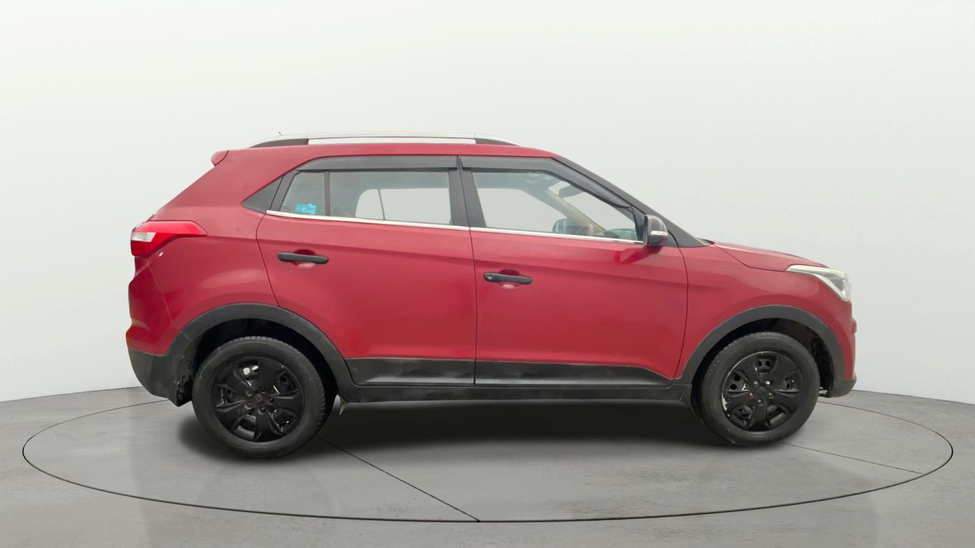 2016 Hyundai Creta E PLUS 1.6 PETROL, Petrol, Manual, 70,281 km, Right Side View
