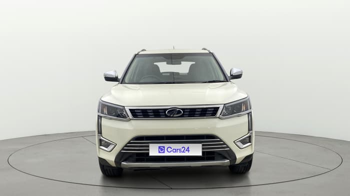 2021 Mahindra XUV300 W8 1.2 PETROL, Petrol, Manual, 67,365 km, Front