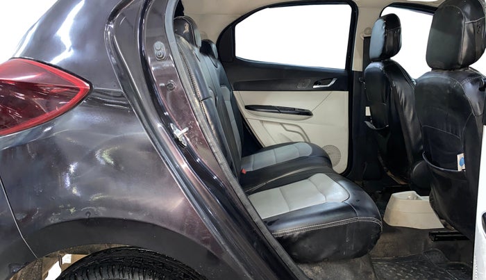 2022 Tata Tiago XZ PLUS CNG, CNG, Manual, 1,14,934 km, Right Side Rear Door Cabin