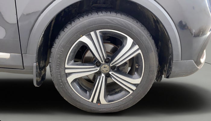 2022 MG ASTOR SHARP EX 1.5 MT, Petrol, Manual, 42,328 km, Right Front Wheel