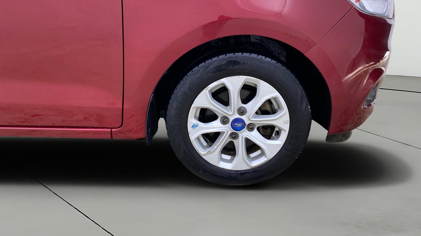 2015 Ford Figo Aspire TITANIUM 1.5 PETROL AT, Petrol, Automatic, 92,467 km, Right Front Wheel
