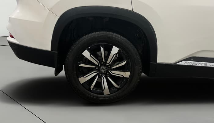 2020 MG HECTOR PLUS SHARP 1.5 PETROL TURBO DCT 6-STR, Petrol, Automatic, 52,464 km, Right Rear Wheel