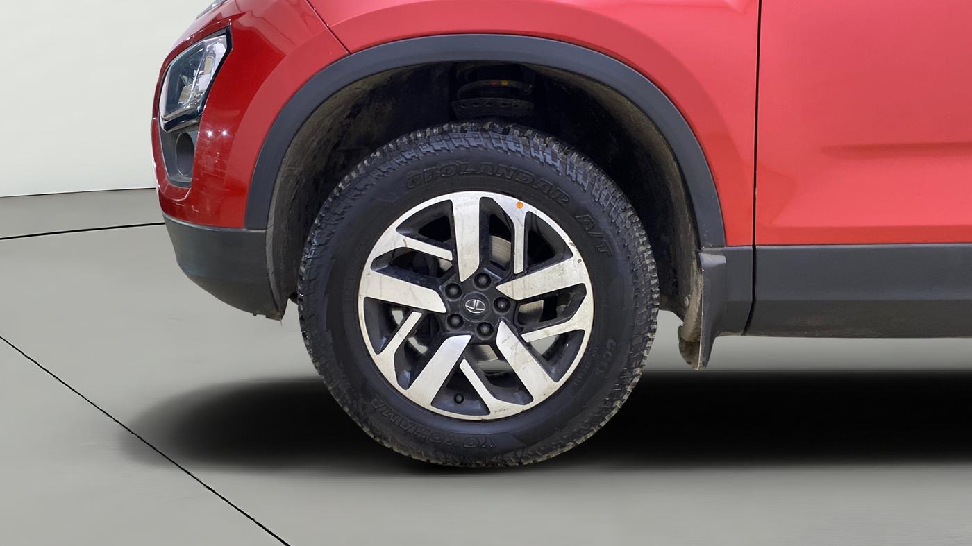 2020 Tata Harrier XZA PLUS 2.0L, Diesel, Automatic, 44,760 km, Left Front Wheel