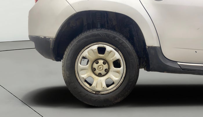 2015 Renault Duster 85 PS RXL PLUS DIESEL, Diesel, Manual, 98,972 km, Right Rear Wheel