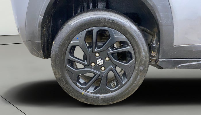 2024 Maruti FRONX DELTA PLUS 1.2MT, Petrol, Manual, 33,477 km, Right Rear Wheel