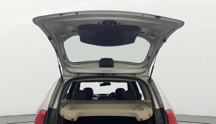 2015 Renault Duster 110 PS RXL DIESEL, Diesel, Manual, 1,08,400 km, Boot Door Open