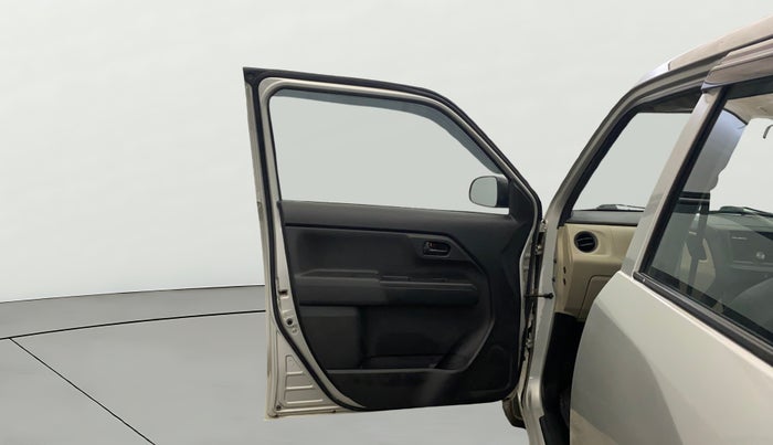 2021 Maruti New Wagon-R LXI CNG 1.0, CNG, Manual, 71,172 km, LHS Front Door