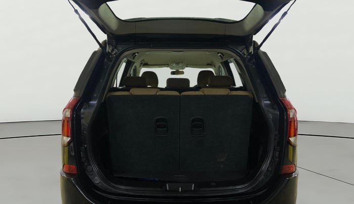2019 Mahindra XUV500 W7, Diesel, Manual, 1,03,090 km, Boot Open Zoomed View
