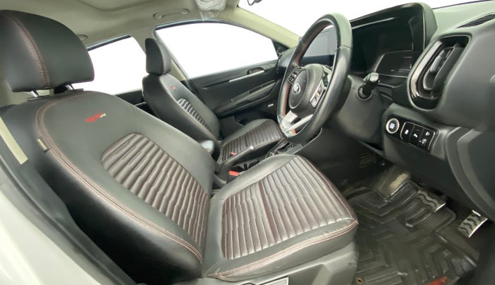 2021 KIA SONET GTX PLUS 1.5 AT, Diesel, Automatic, 51,173 km, Right Side Front Door Cabin