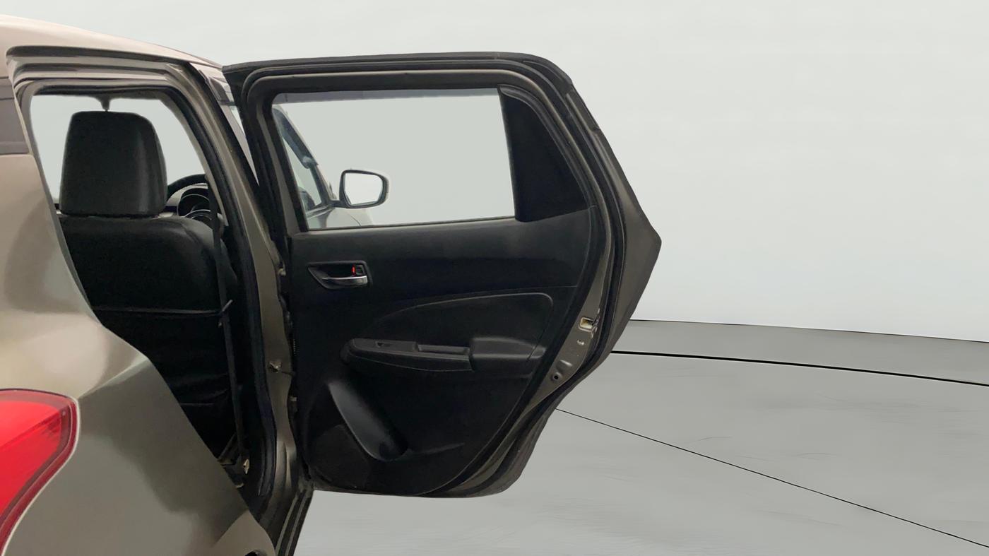 2023 Maruti Swift VXI, Petrol, Manual, 38,329 km, RHS Rear Door