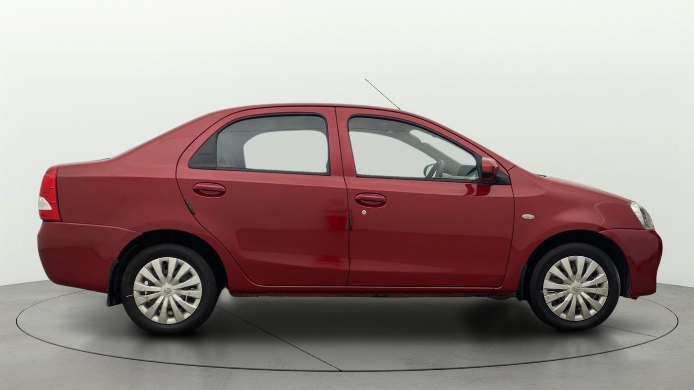 2015 Toyota Etios G, Petrol, Manual, 33,984 km, Right Side View