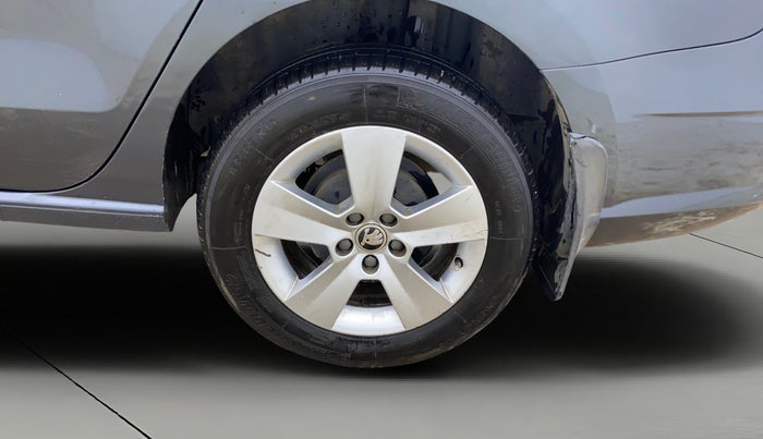 2020 Skoda Rapid 1.0 AMBITION TSI MT, Petrol, Manual, 82,390 km, Left Rear Wheel