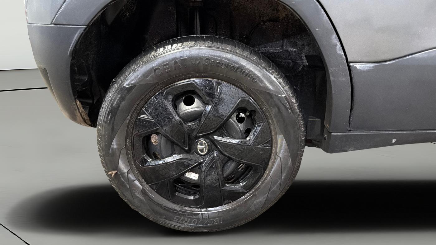 2023 Tata PUNCH PURE MT, Petrol, Manual, 34,157 km, Right Rear Wheel