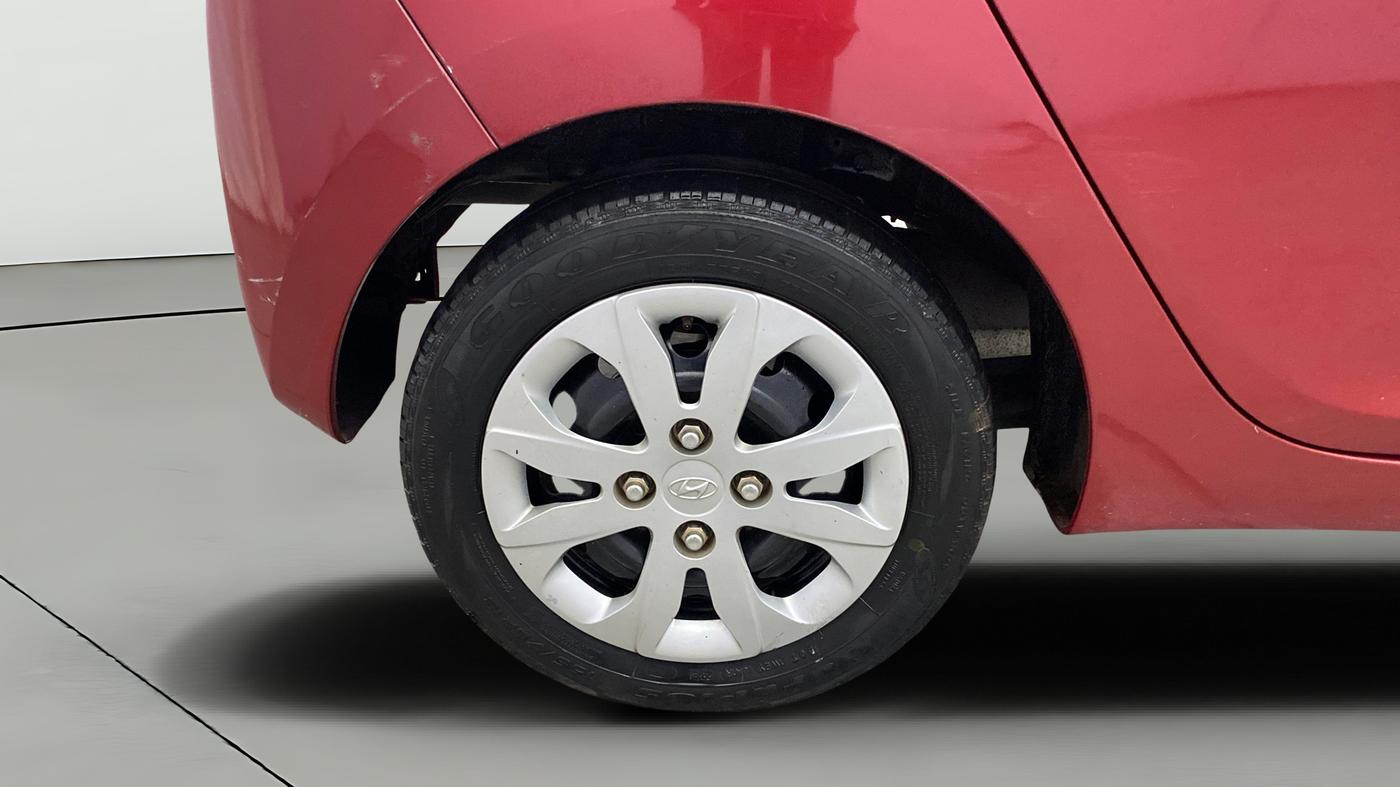 2018 Hyundai Eon MAGNA +, Petrol, Manual, 53,017 km, Right Rear Wheel