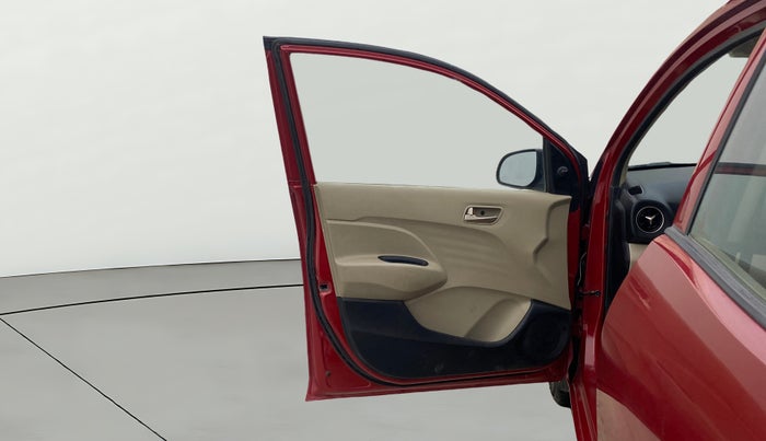 2019 Hyundai NEW SANTRO MAGNA, Petrol, Manual, 74,349 km, LHS Front Door