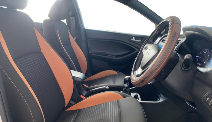 2016 Hyundai i20 Active 1.2 SX, Petrol, Manual, 69,106 km, Right Side Front Door Cabin