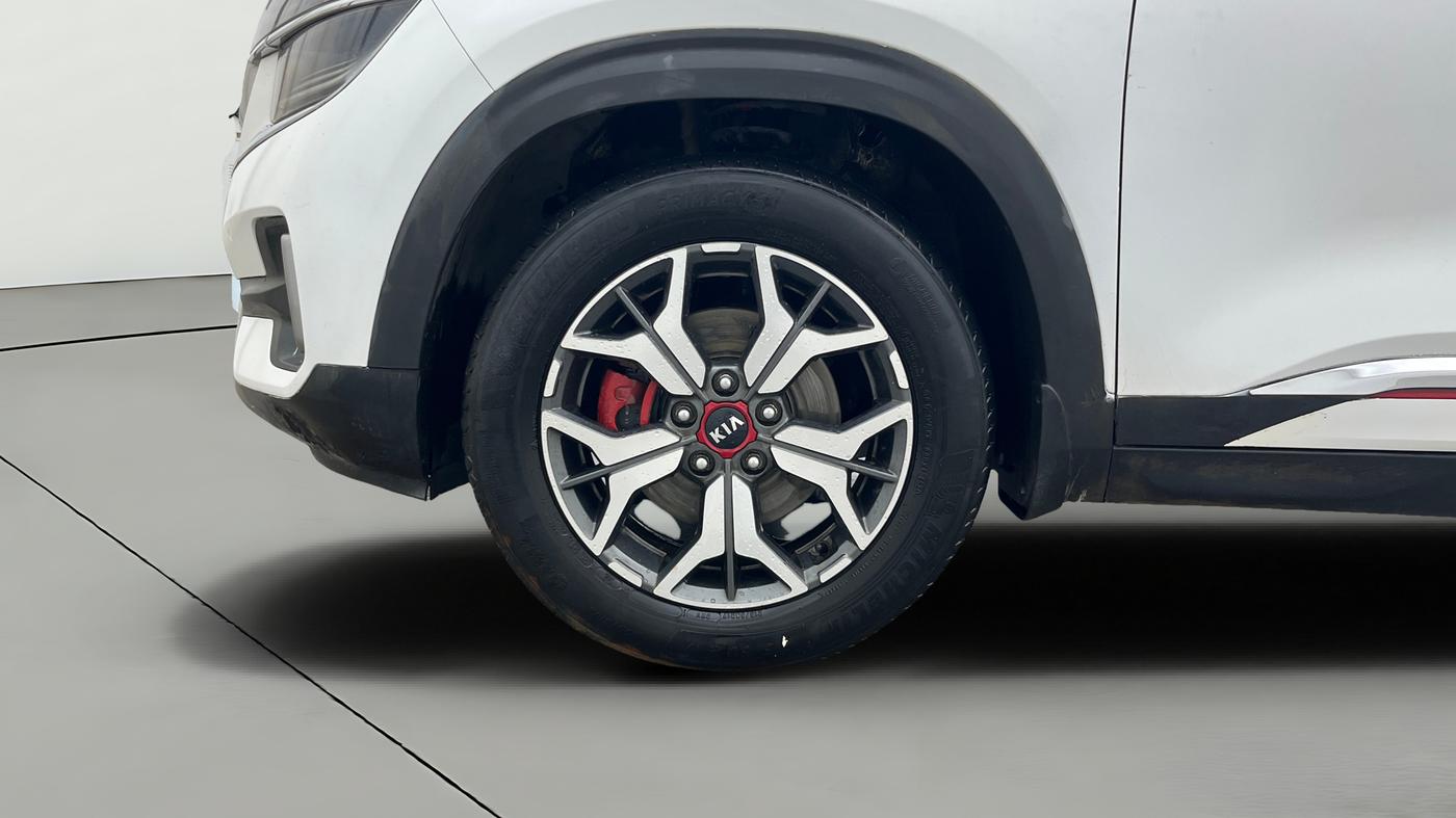 2021 KIA SELTOS GTX PLUS AT 1.5 DIESEL, Diesel, Automatic, 95,162 km, Left Front Wheel