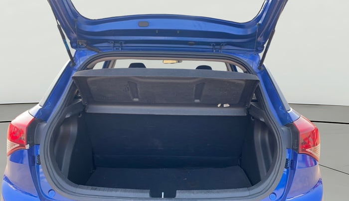 2014 Hyundai Elite i20 SPORTZ 1.2 (O), Petrol, Manual, 32,073 km, Boot Open Zoomed View