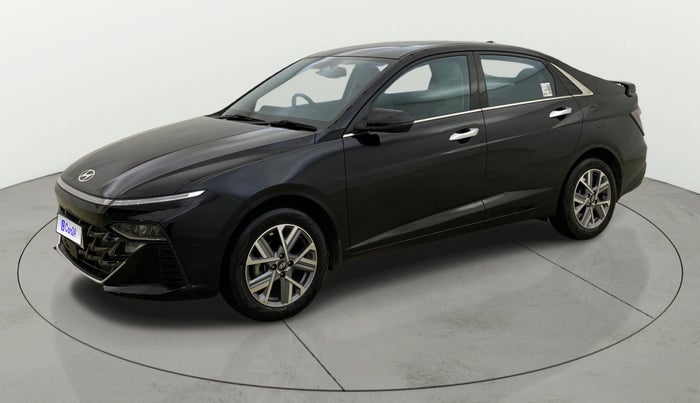 2025 Hyundai Verna SX(O) 1.5 MPI IVT , Petrol, Automatic, 5,455 km, Left Front Diagonal