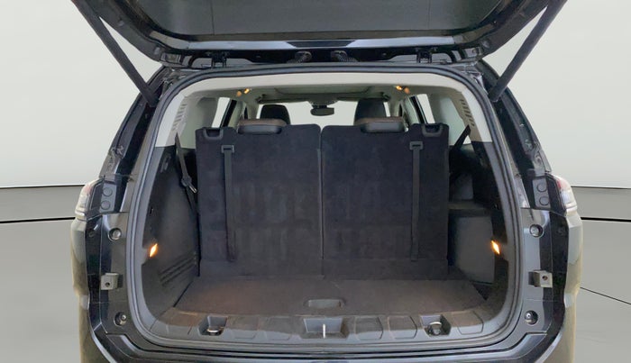 2022 Jeep MERIDIAN LIMITED (O) 4X4 AT, Diesel, Automatic, 18,482 km, Boot Open Zoomed View