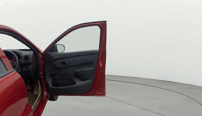 2022 Renault Kwid RXL 1.0, Petrol, Manual, 68,751 km, RHS Front Door