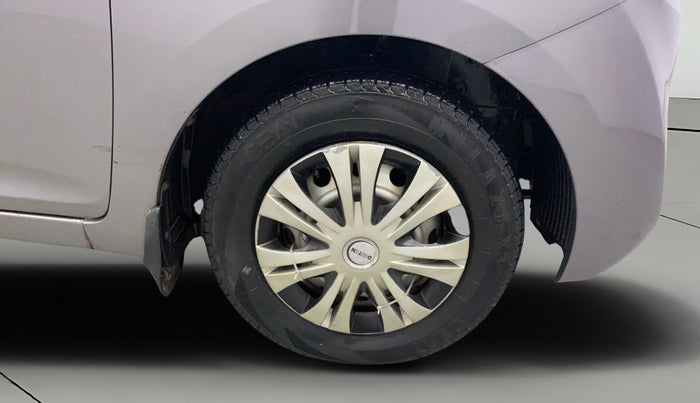 2013 Hyundai Eon ERA +, Petrol, Manual, 79,375 km, Right Front Wheel