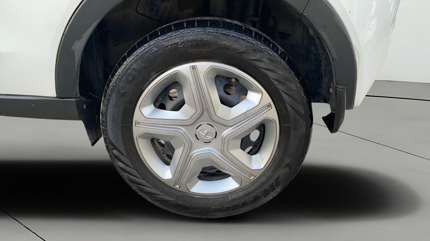 2019 Tata NEXON XM PETROL, Petrol, Manual, 44,897 km, Left Rear Wheel